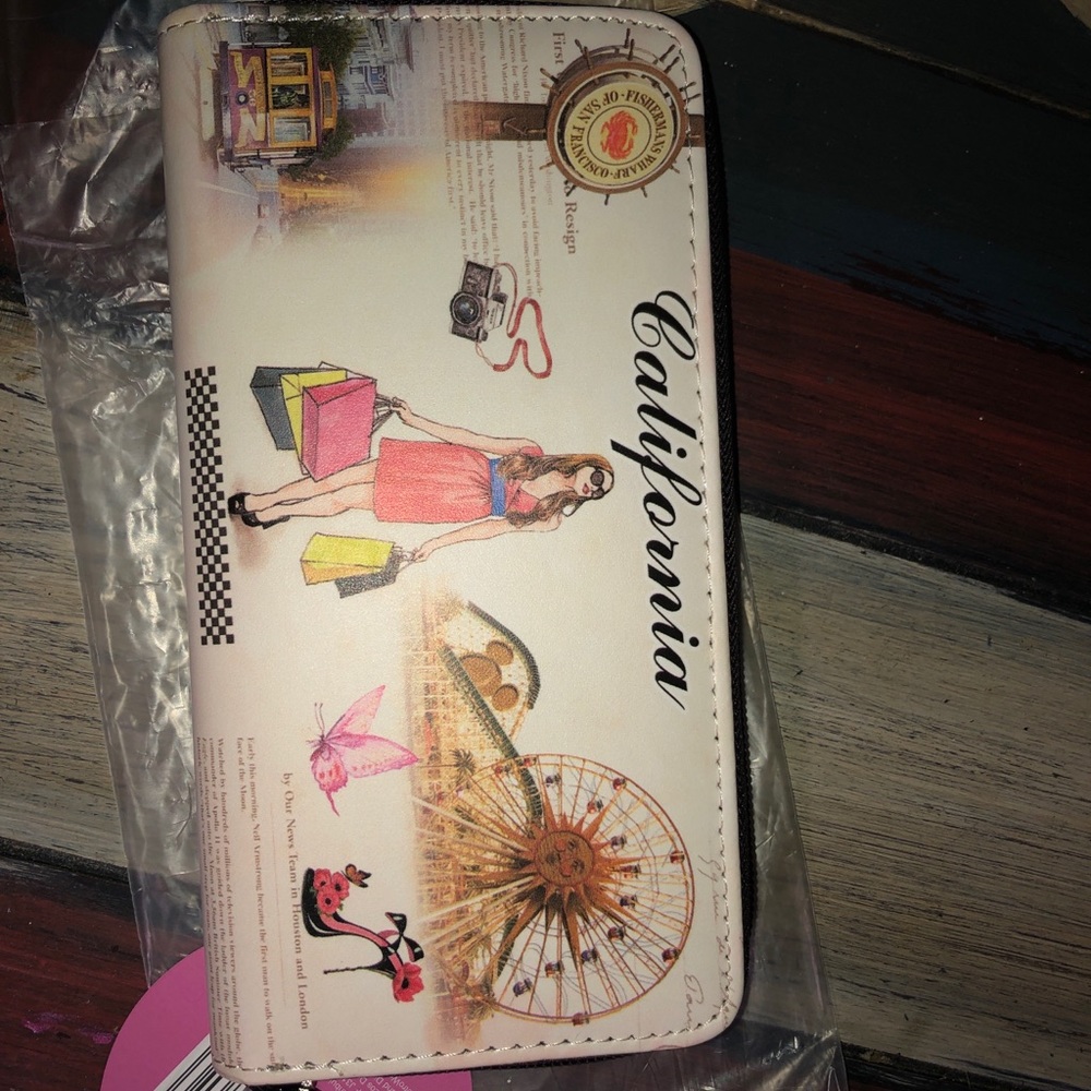 OH FASHION WOMAN WALLET BRAND NEW